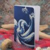Couverture en cyanotype bleu avec poulpe graphique